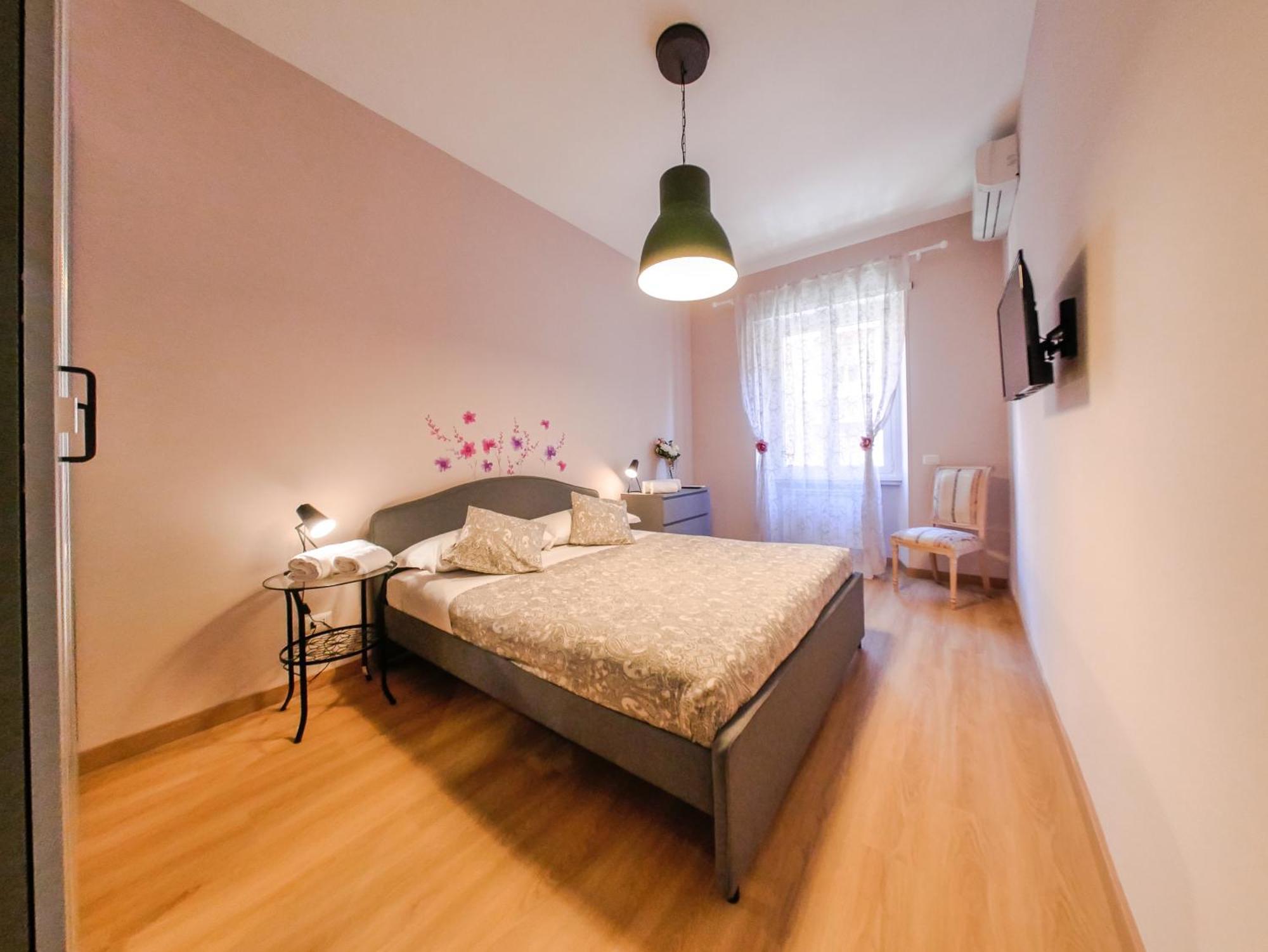 Chic Modern 2-Bedroom Near Metro 罗马 外观 照片