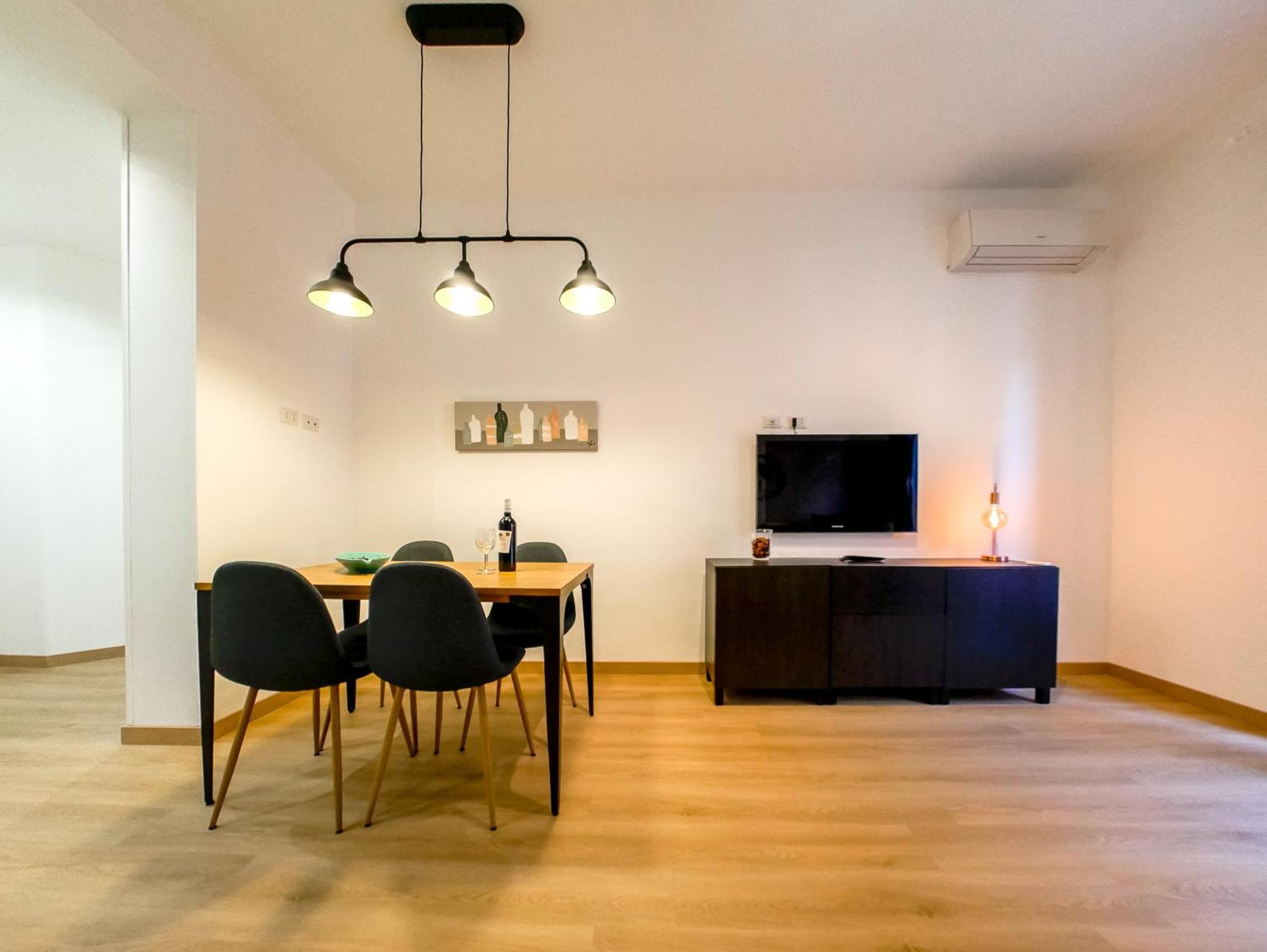 Chic Modern 2-Bedroom Near Metro 罗马 外观 照片